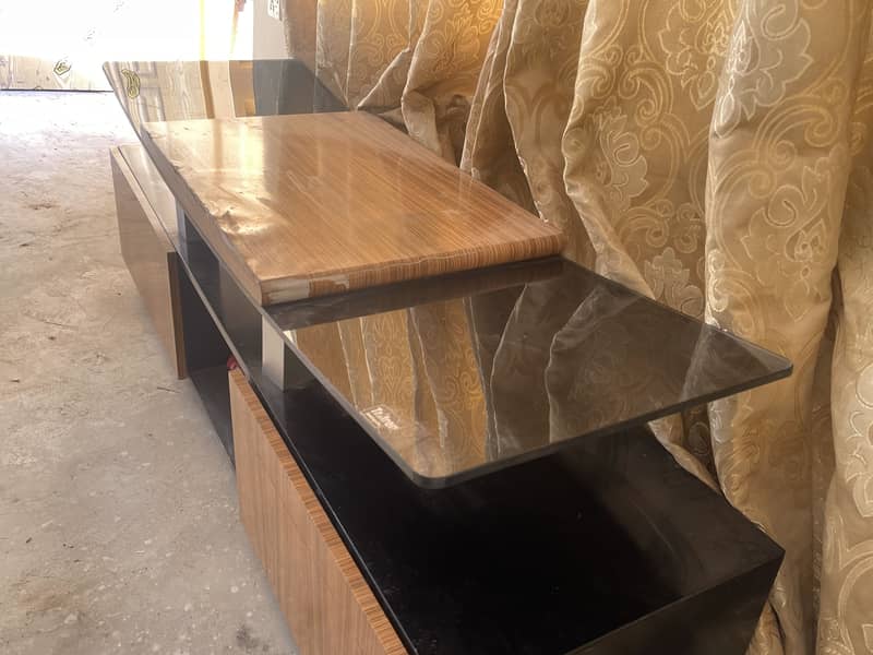 Tv console 0
