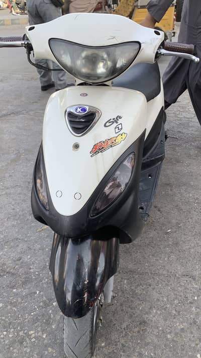 49cc 2-Stroke Petrol Scooty | Ready to Ride | Price Negotiable