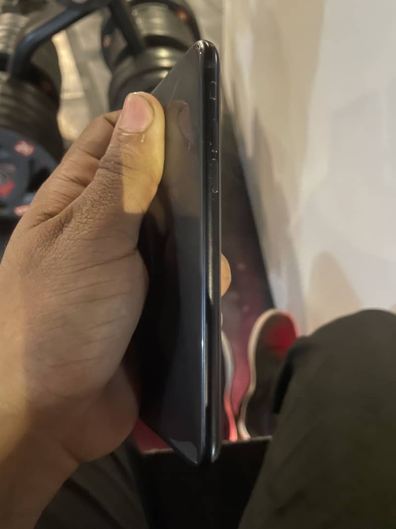 Apple iPhone SE 3