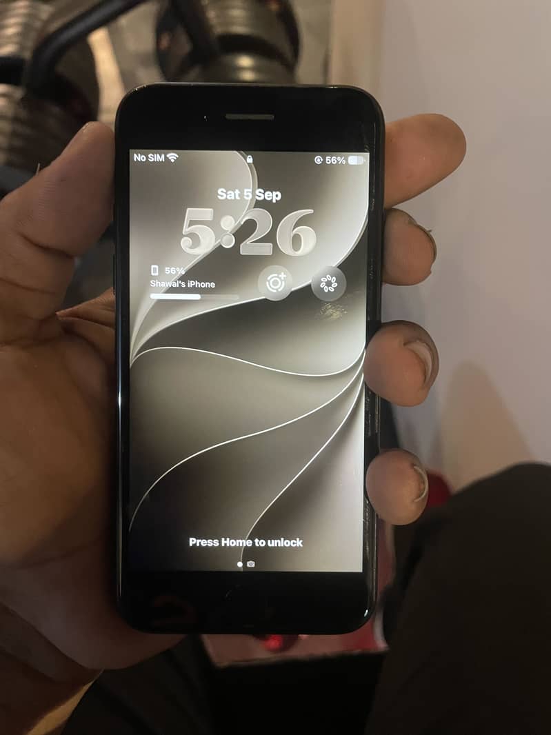 Apple iPhone SE 12