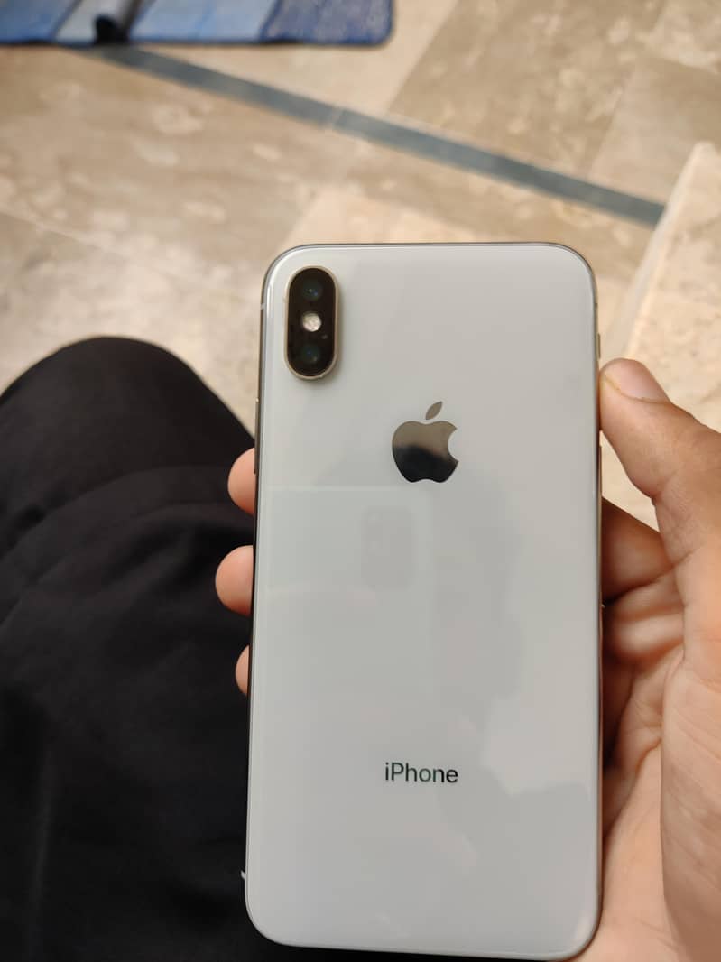 Apple iPhone X 6
