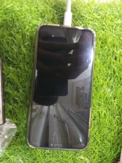 iphone xsmax ha factory unlocked