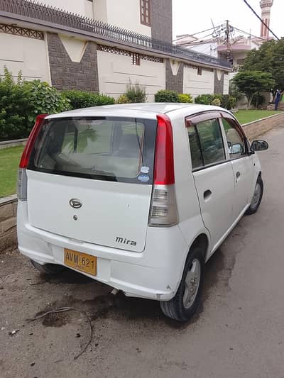 Daihatsu Mira 2006