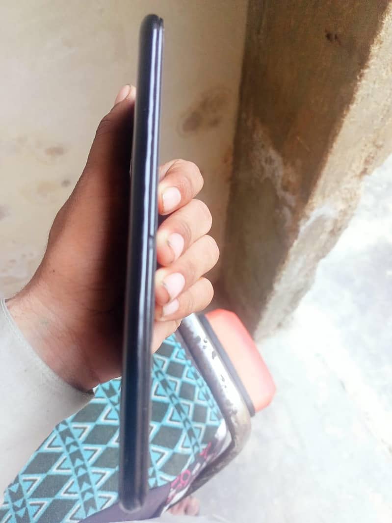 Tecno Spark 4 Lite 3