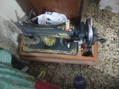 Singer Sewing Machine