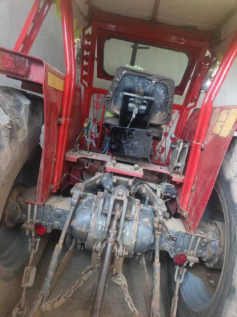 MF 385 tractor 2