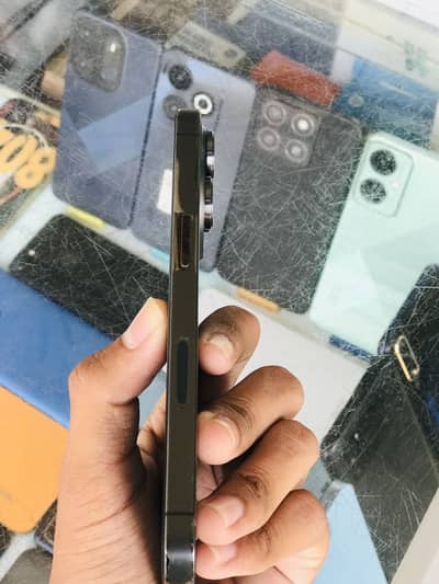 Apple iPhone 13 Pro