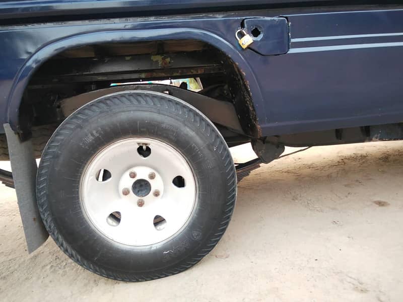 Hilux 3