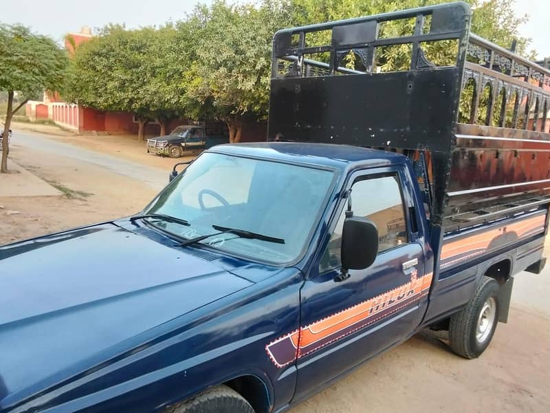 Hilux 6