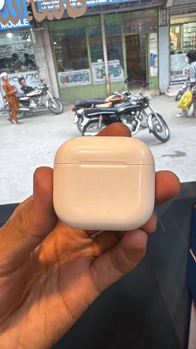 Airpods 4 anc