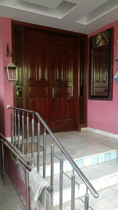 1000 YARDS LUXURY BUNGLOW RENT  SEMI FURNISHED & UNFURNISHED  DHA PHASE 6