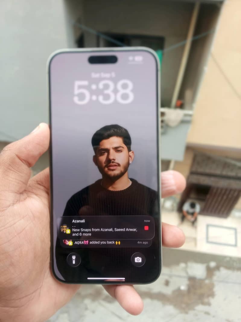 Apple iPhone 15 Pro Max 3