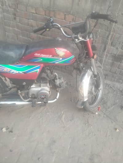 2018 Model cd 70 for urgent sale