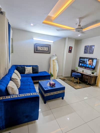 Per day weekly basic and monthly basic apertment Available in gulberg Greens Islamabad