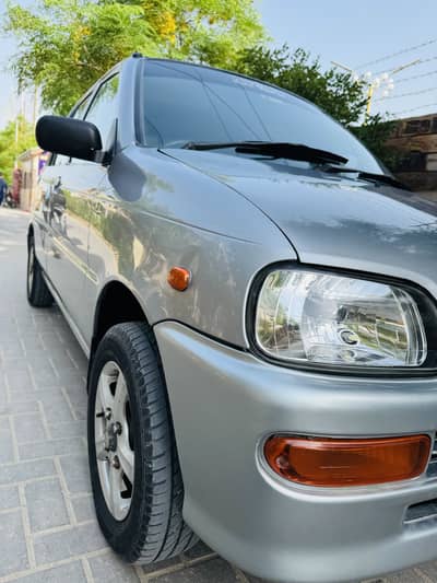 Daihatsu Cuore 2011