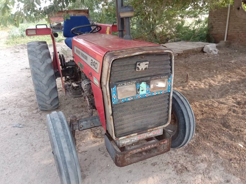 tractor MF 240 ٹریکٹر 1