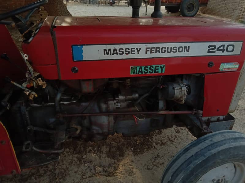 tractor MF 240 ٹریکٹر 3