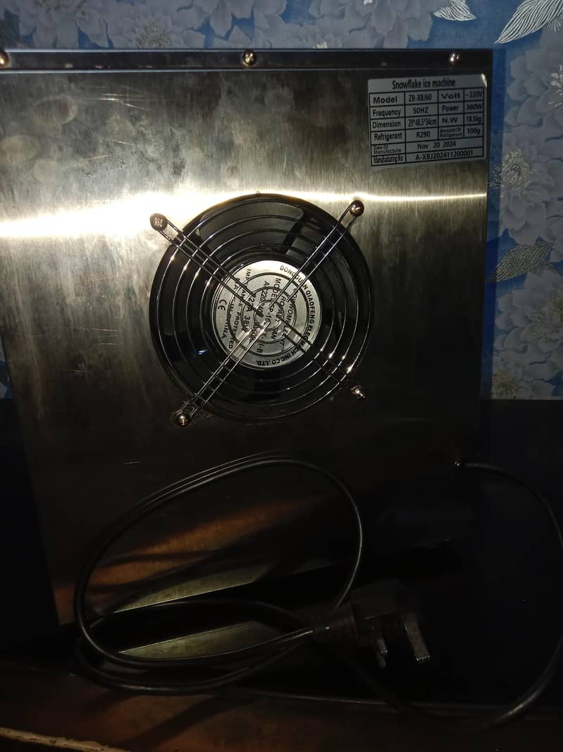 Snow Flake ice machine 10/10 Condition 3