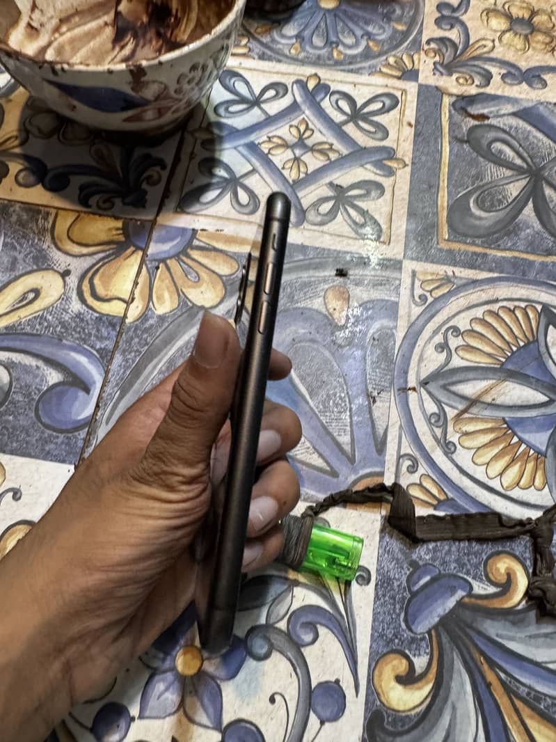 Apple iPhone 11 5