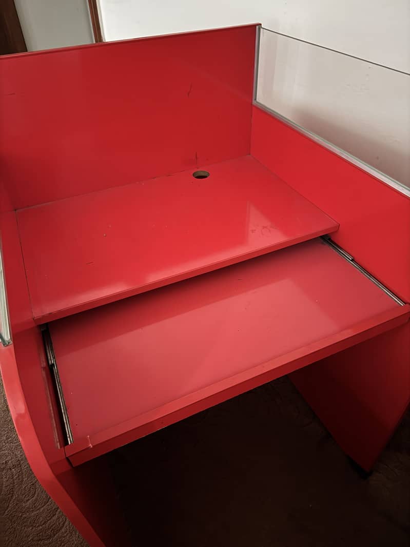 Computer tables 2