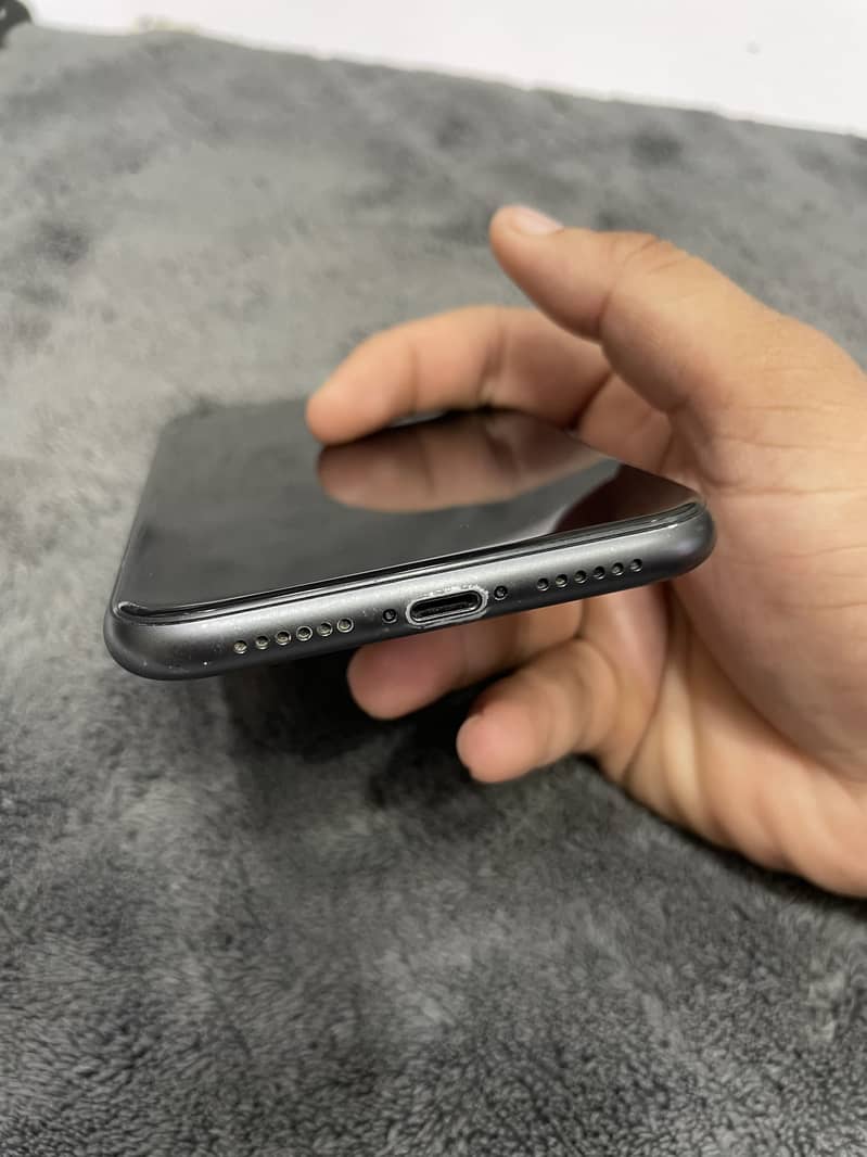 Apple iPhone 11 2