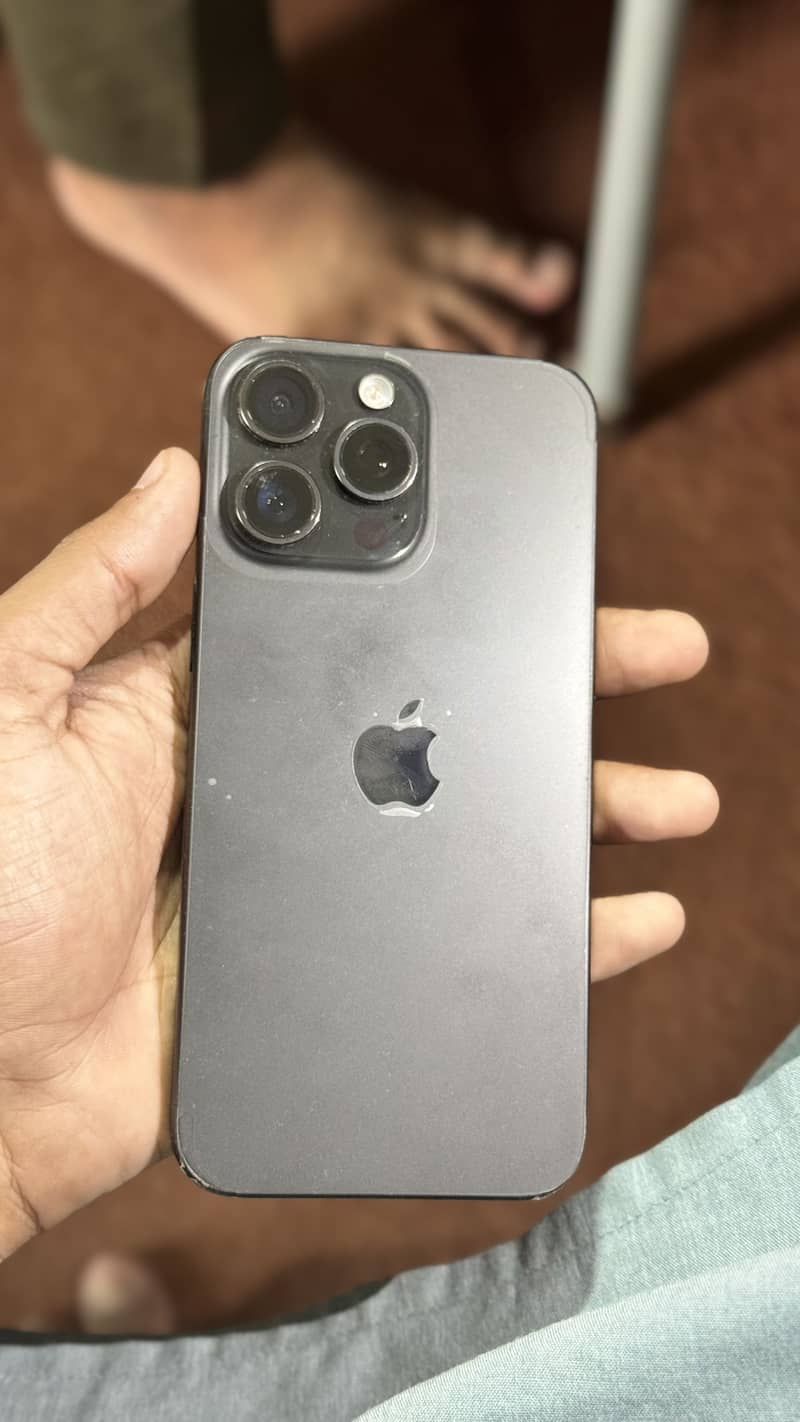 Apple iPhone 15 Pro Max 0