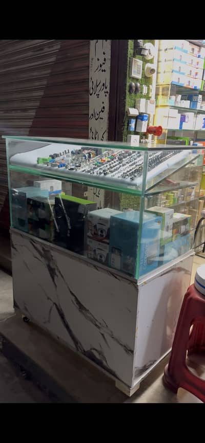 NEW COUNTER FOR SHOP 12MM GLASS