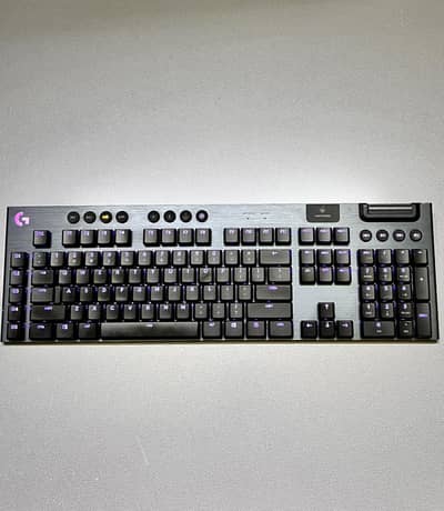 Logitech G915 Lightspeed Tacktile Mechanical RGB Wireless Keyboard