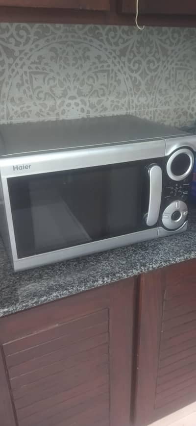 Haier Microwave ( Without the grill )