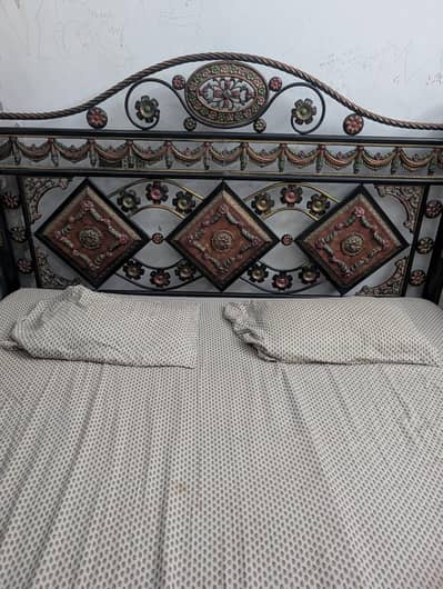 King Size Iron Bed and Dressing Table