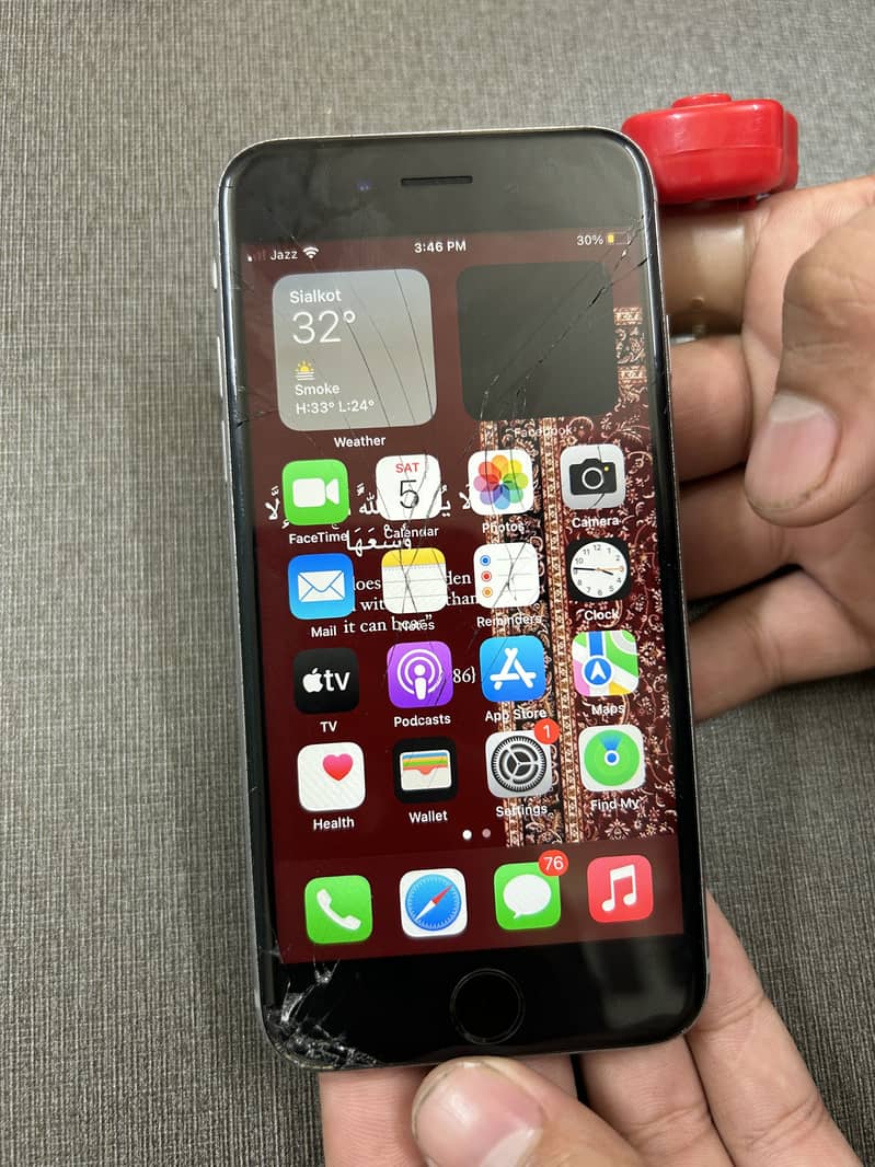 Apple iPhone 6S 1