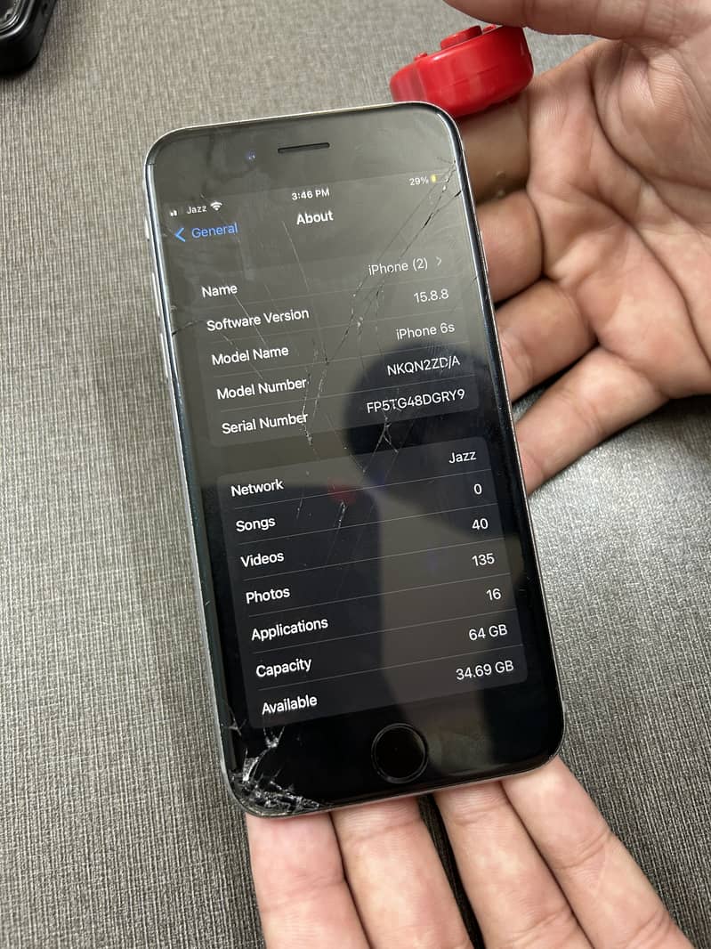 Apple iPhone 6S 2