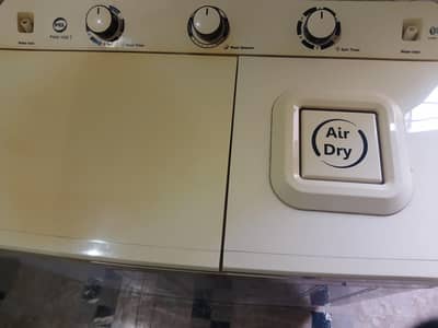 Washing machine and spin Drayer combine