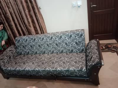 porane sofe ko new sofa tayar krwae