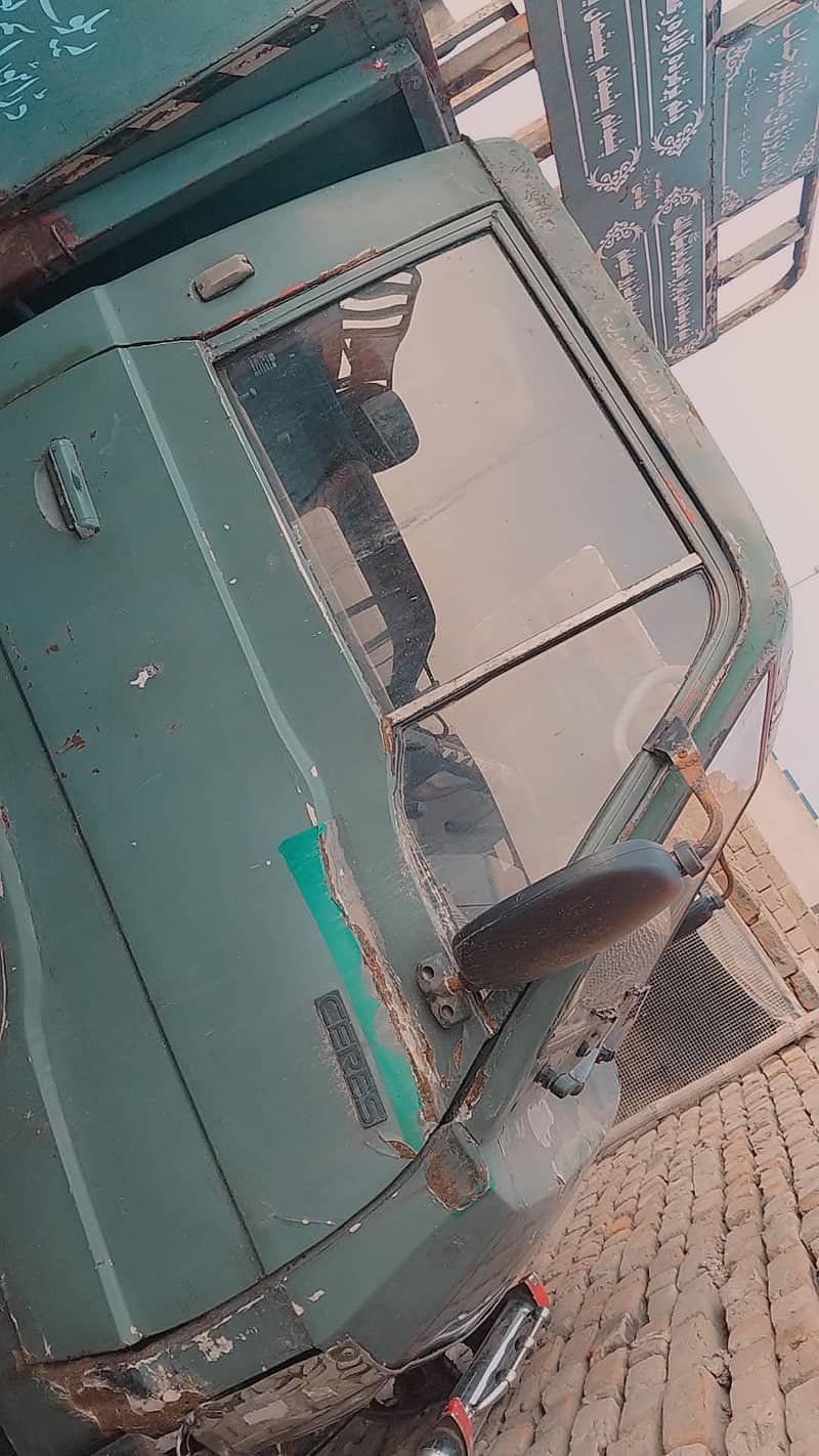 Kia loader Ceres 7