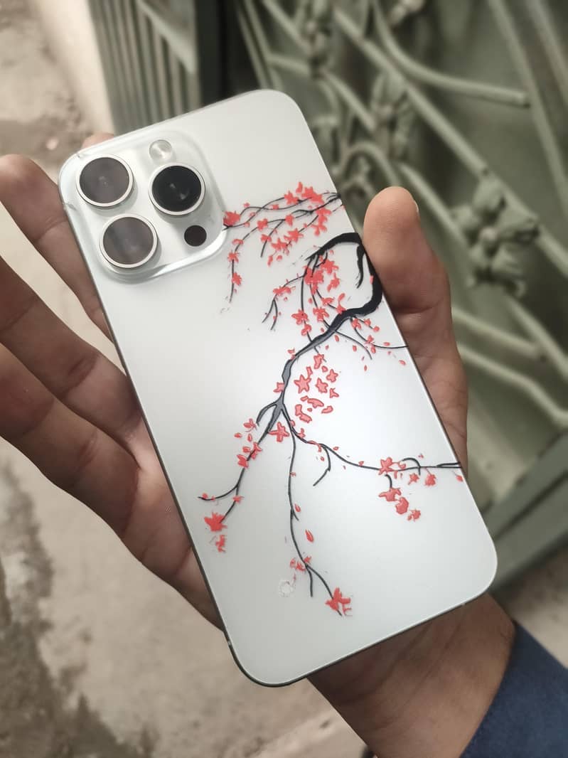 iphone 15 pro max 6