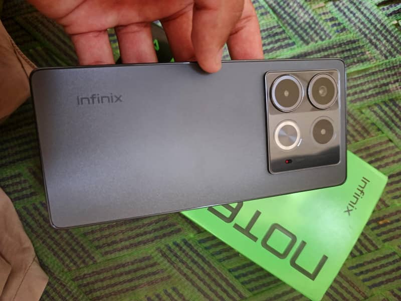 Infinix Note 40 1