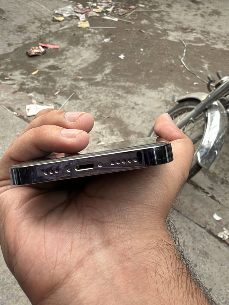 Apple iPhone 14 Pro 7