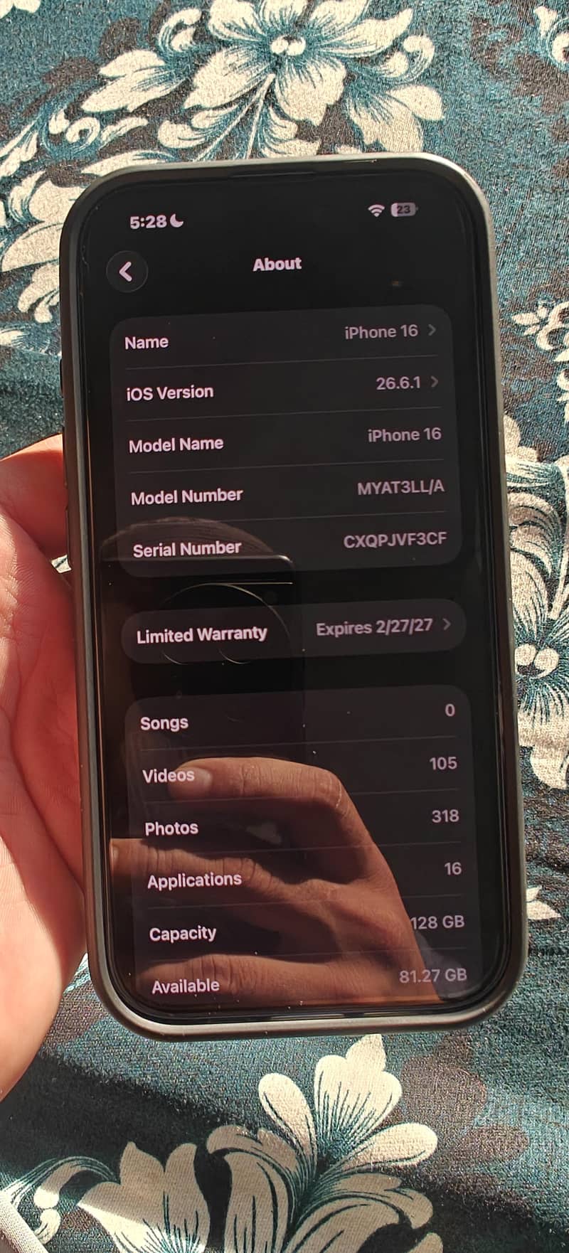 Apple iPhone 16 2