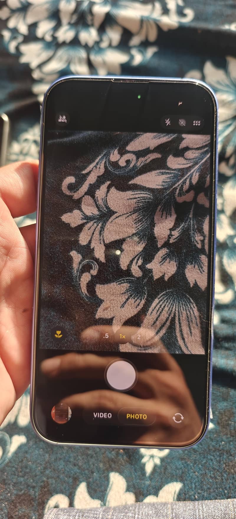 Apple iPhone 16 9