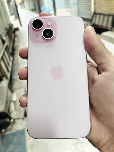 Apple iPhone 15