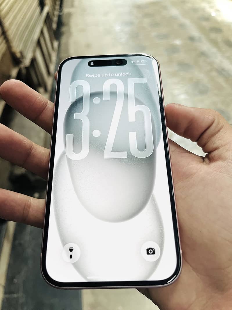 Apple iPhone 15 1