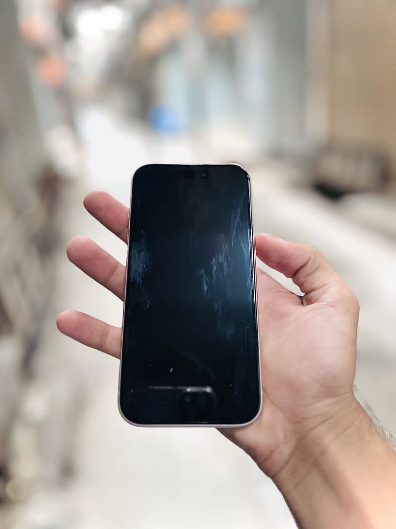 Apple iPhone 15 2