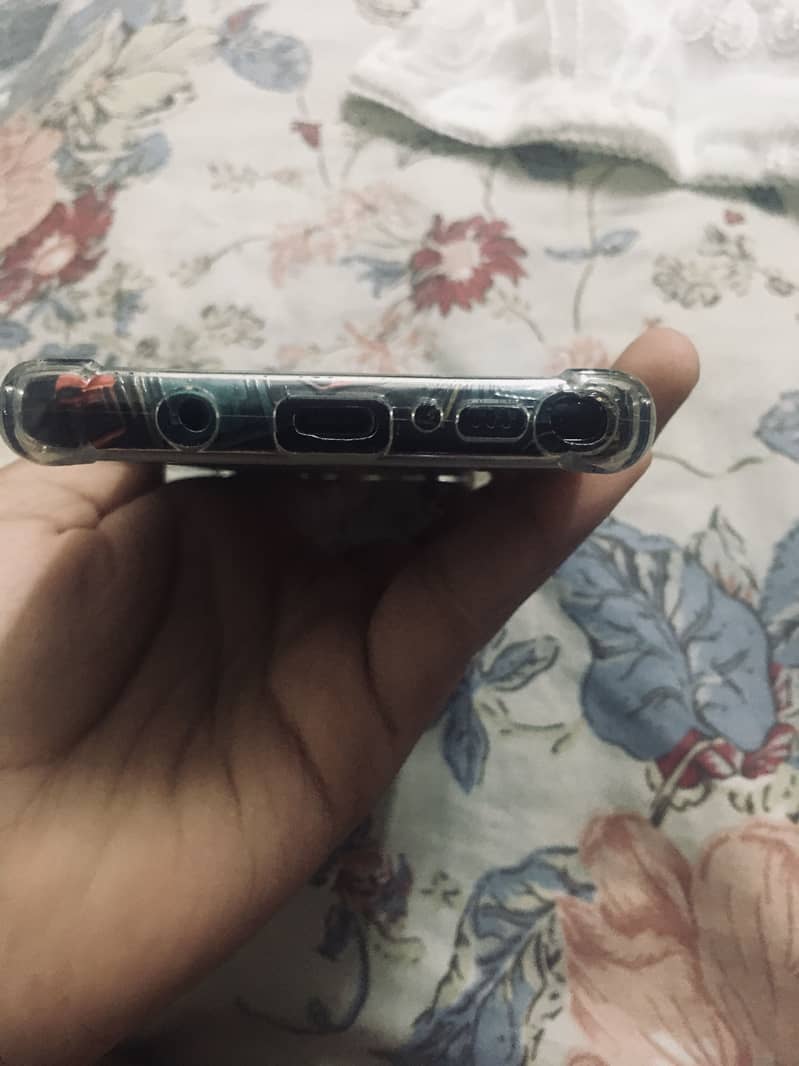 Samsung Mobile Note 8 3
