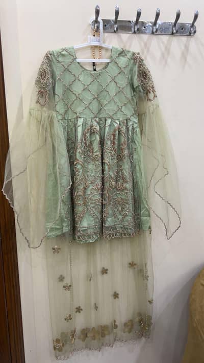 Pista Shade Elegant Formal Maxi Dress