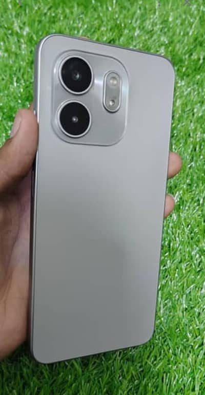 Infinix smart 9 hD 4+4/64 gb