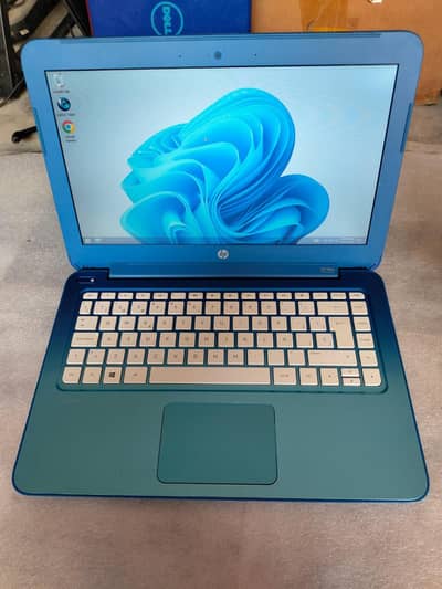 HP Stream 14 Laptop 14 Inch HD Display