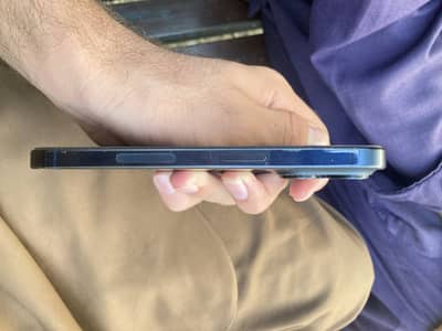 Apple iPhone 15 Pro