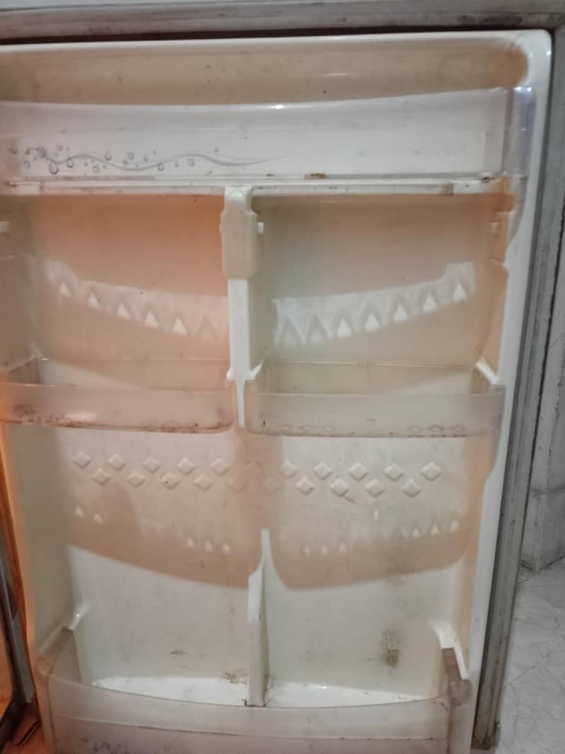 Fridge 8