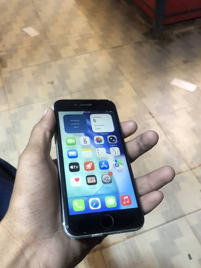 Apple iPhone SE